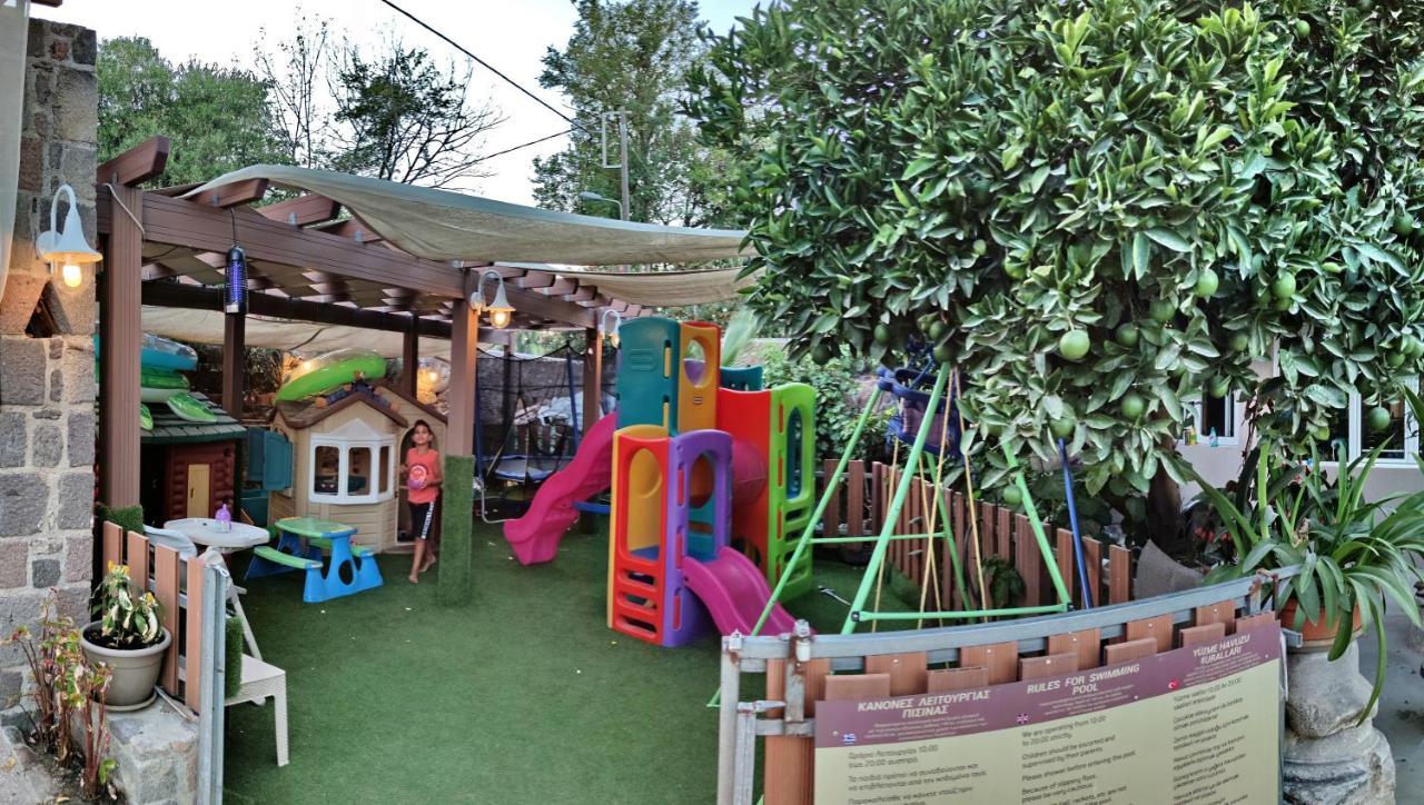 Loutrópolis Thermís Galazio Asteri 1 Green, Luxury & Eco المظهر الخارجي الصورة